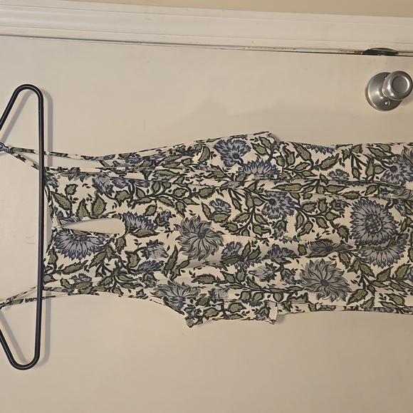 LOFT Blue and Green Floral Tank Top - Picture 4 of 4